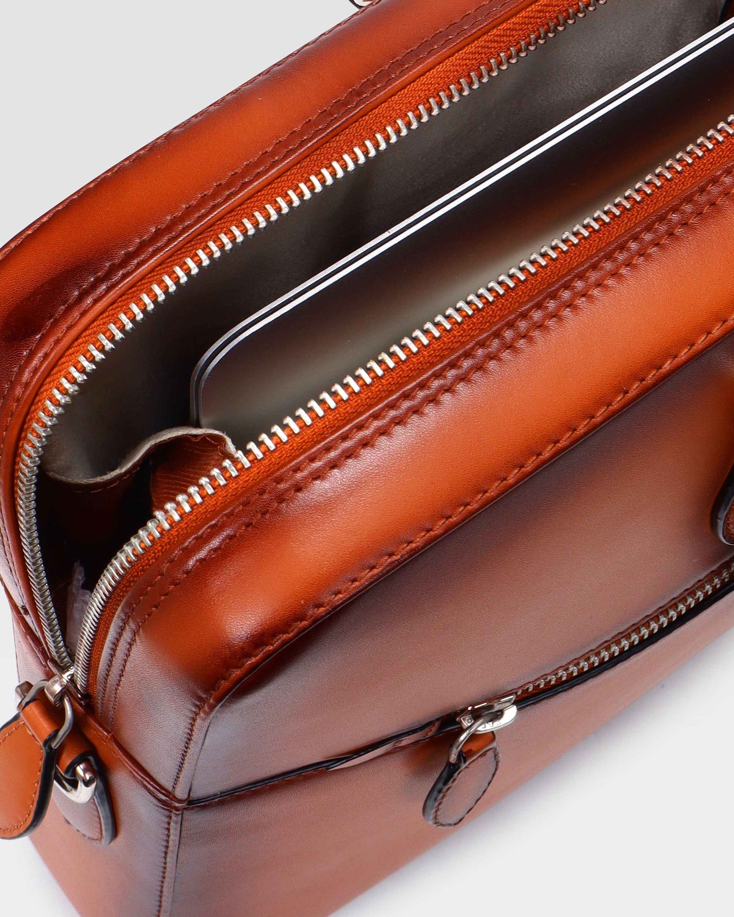 Le Magicien Laptop Bag