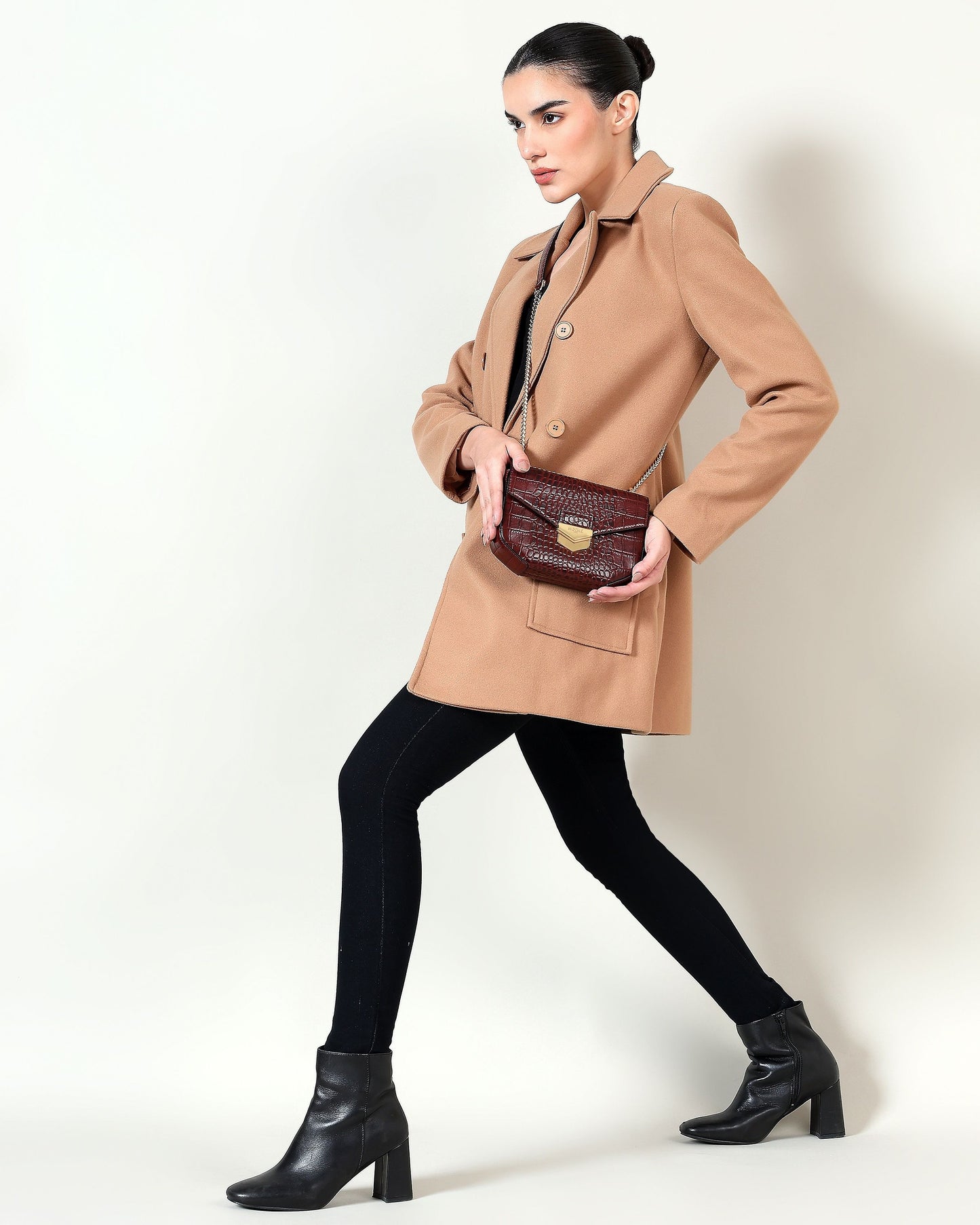 HEX SHOULDER SLING BAG