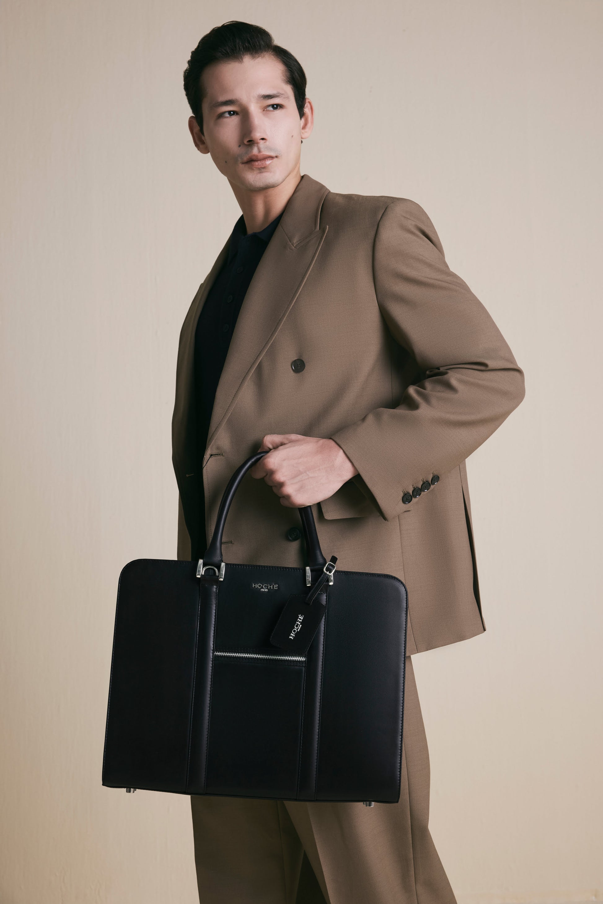 Stylish Leather Work Bag for Professionals – Travel-Ready Briefcase