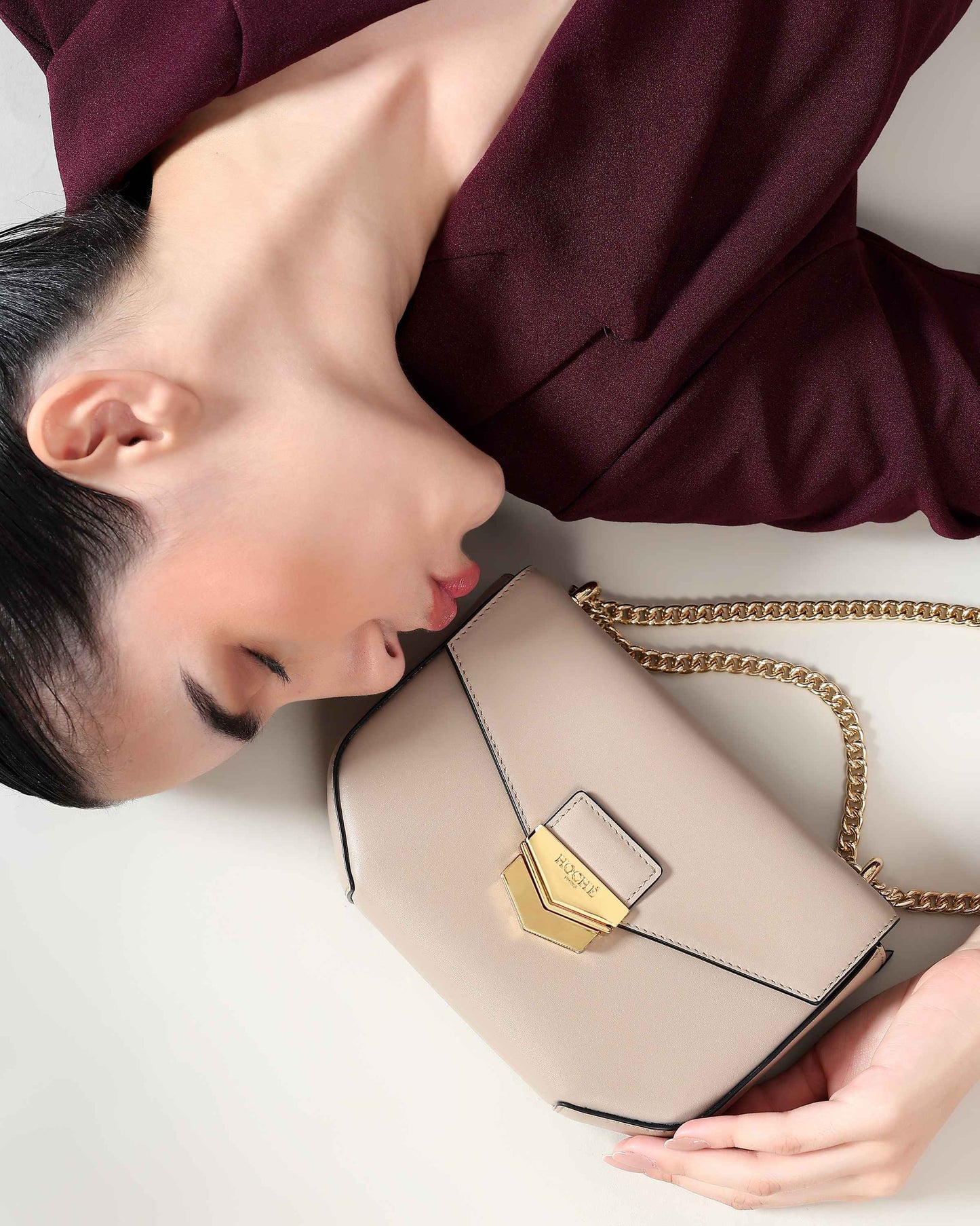 HEX SHOULDER SLING BAG