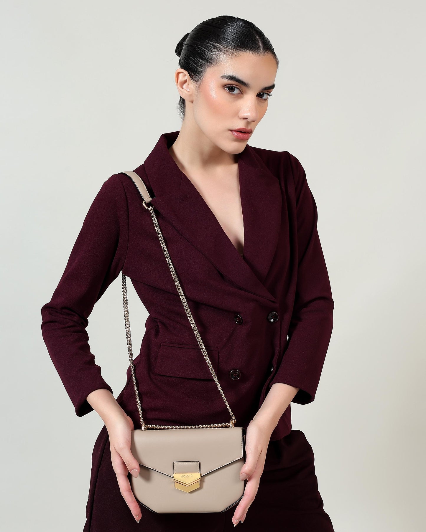 HEX SHOULDER SLING BAG