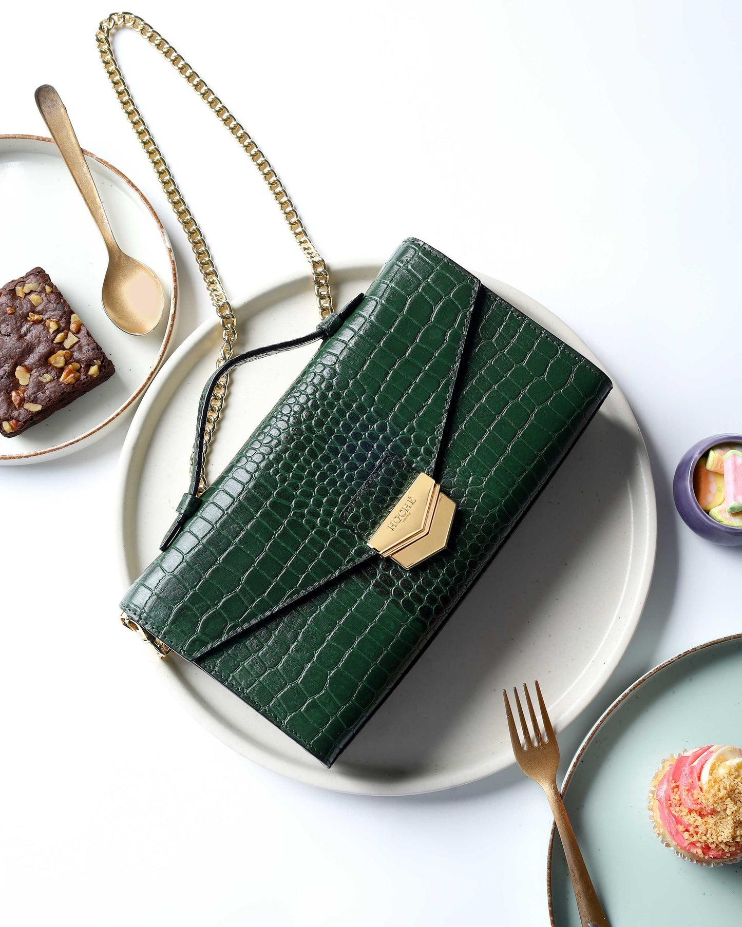 AIDA TOP HANDLE SLING BAG